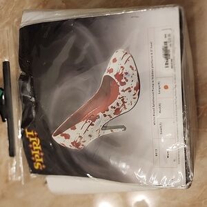 Spirit Halloween fake blood splatter pumps. Size 9 White/red